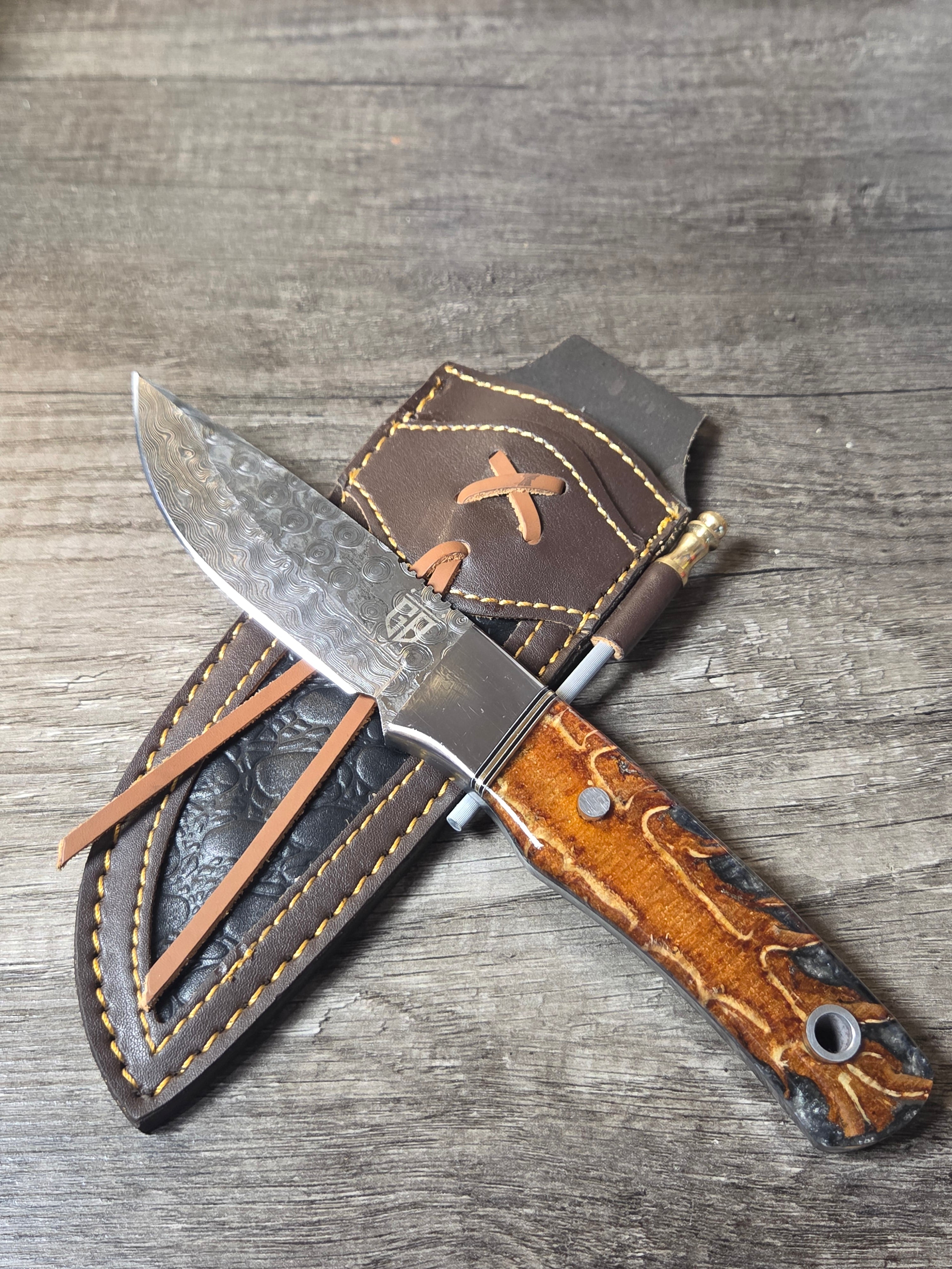 Raindrop pinecone handle