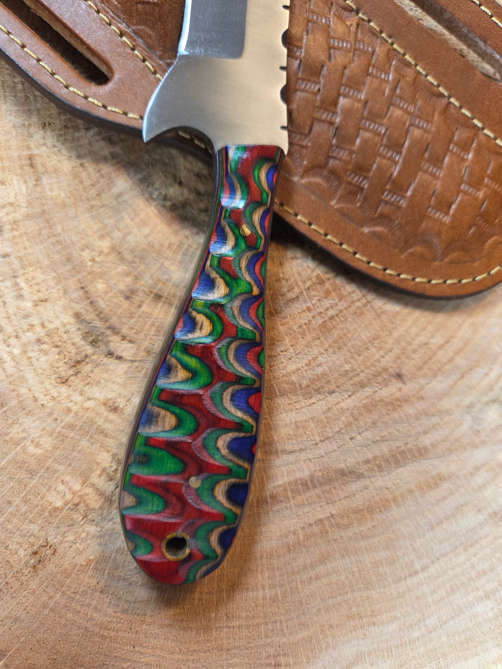 4" blade d2 steel bullcutter with multicolor packawood handle