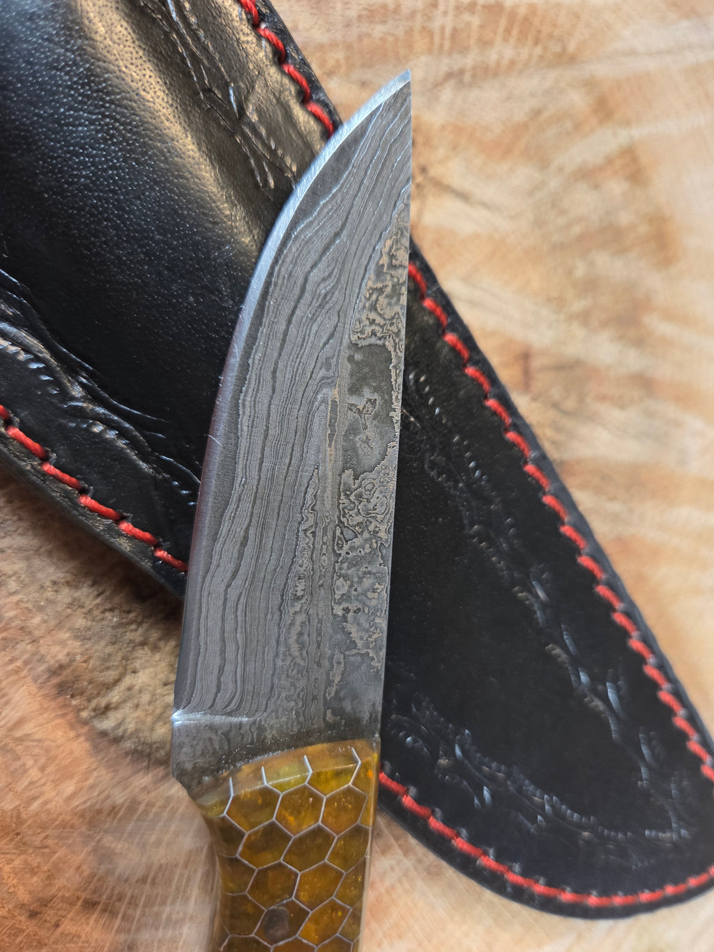 3 1/4" blade San Mai Damascus with honeycomb handle